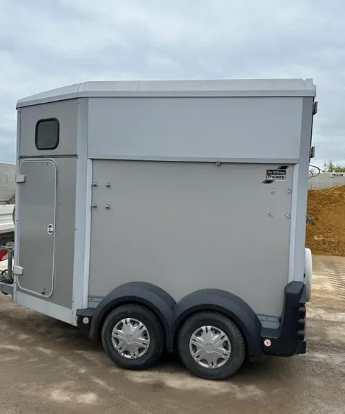 Modern Ifor Williams horsebox trailer